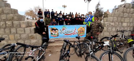 به مناسبت دهه‌‌ی مبارک فجر همایش دوچرخه سواری شهر انارک شهرستان نایین برگزار شد