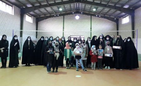 جشنواره ورزشی بازی‌های بومی محلی ویژه پایگاه بسیج خواهران  شهر قمصر شهرستان کاشان برگزار شد
