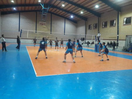 آخرین دیدارهای مرحله اول دهمین دوره مسابقات والیبال روستائیان شهرستان کاشان برگزار شد