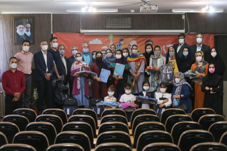 گزارش تصویری مراسم تجلیل از مقام آوران مسابقات مجازی بومی محلی اصفهان