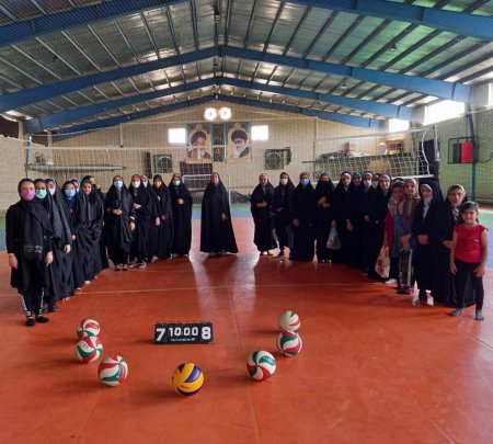 برگزاری مسابقات ویژه دختران رده سنی نوجوانان شهرستان آران و بیدگل