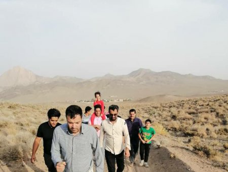 برگزاری برنامه کوه‌گشت در گردنه ملااحمد شهرستان نایین