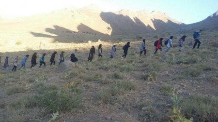 برگزاری برنامه کوه‌گشت در ارتفاعات دالانکوه شهرستان تیران و کرون