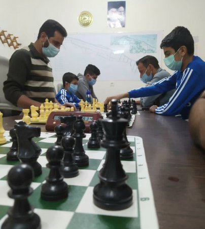 برگزاری دومین دوره مسابقات شطرنج جام شهدای روستای قورتان استان اصفهان