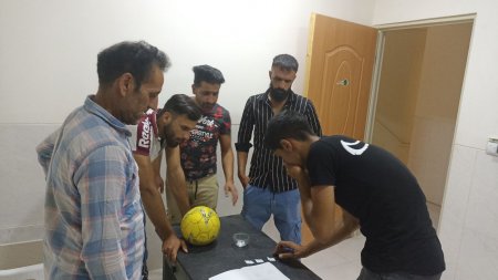 جلسه قرعه کشی مسابقات مینی فوتبال  بخش کویرات شهرستان آران وبیدگل