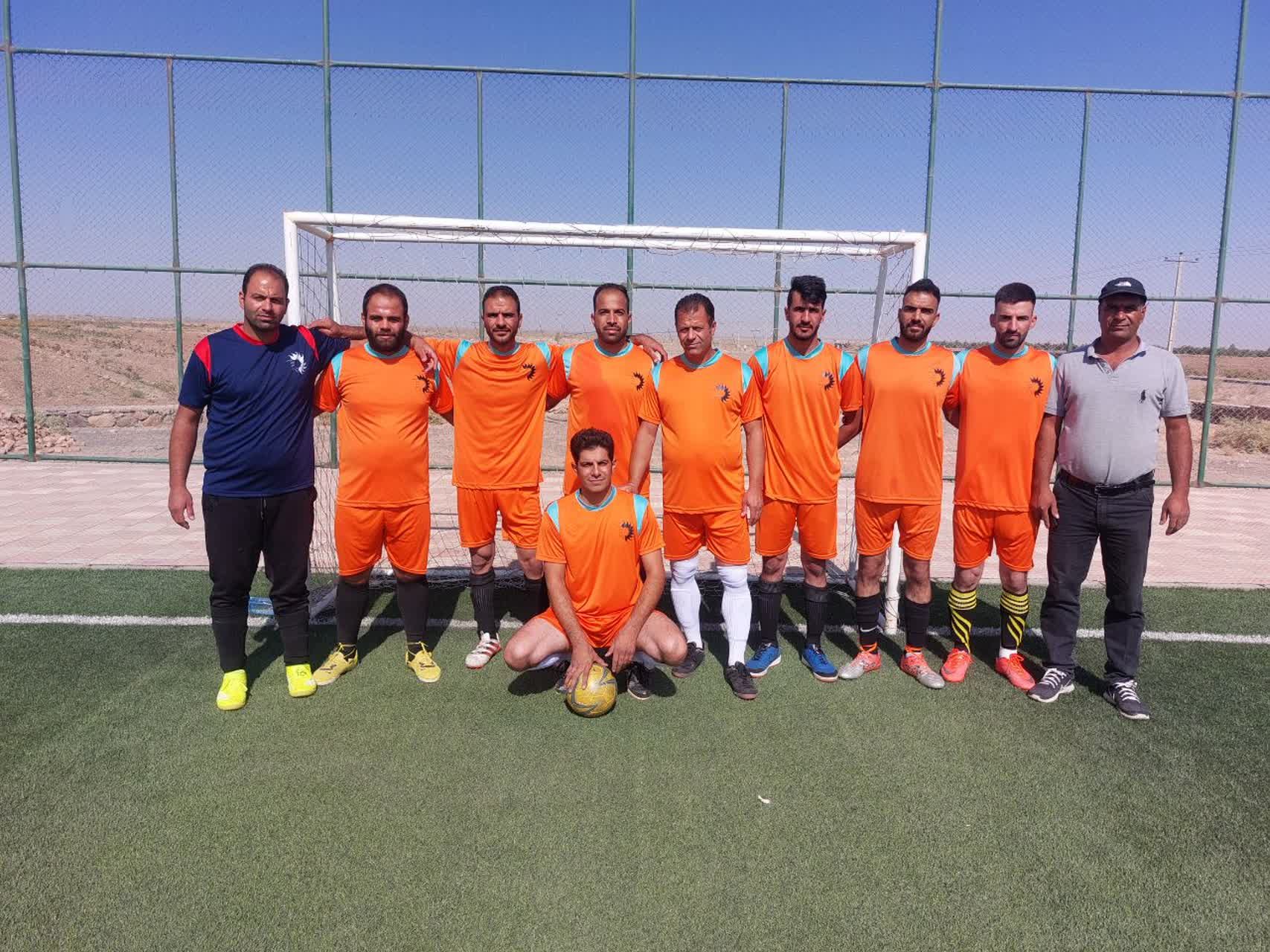 قهرمانی تیم حمل و نقل جنبه در جام پرچم شهرستان اردستان