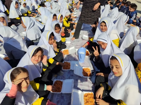 برگزاری مراسم عزاداری حضرت زهرا س توسط هیات شهرستان ورزنه