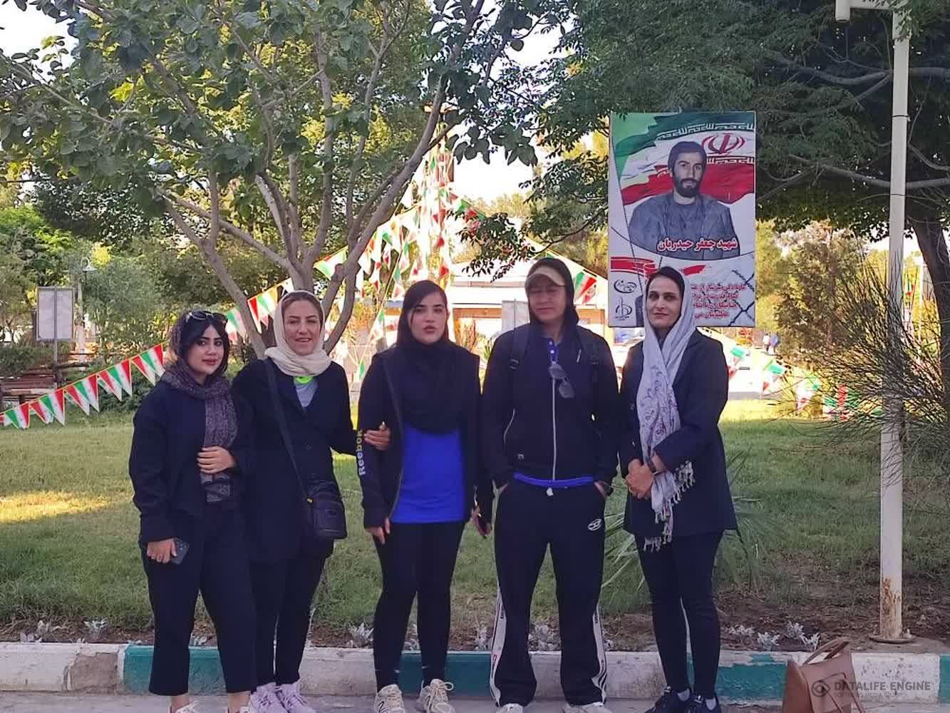 اعزام تیم چوب کشی خانم ها به مسابقات انتخابی تیم ملی در شهر قم