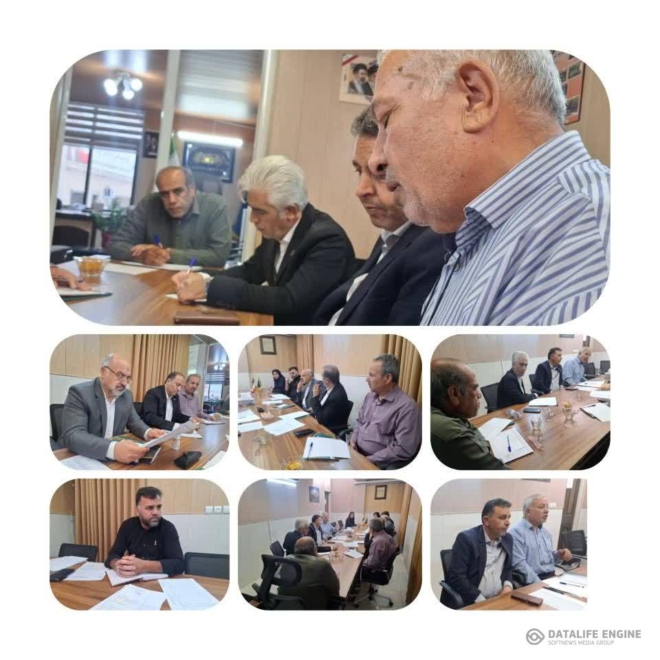 برگزاری جلسه ی هم اندیشی وچگونگی بررسی و تجهیز وراه اندازی خانه های ورزش روستایی راکد؛استان اصفهان